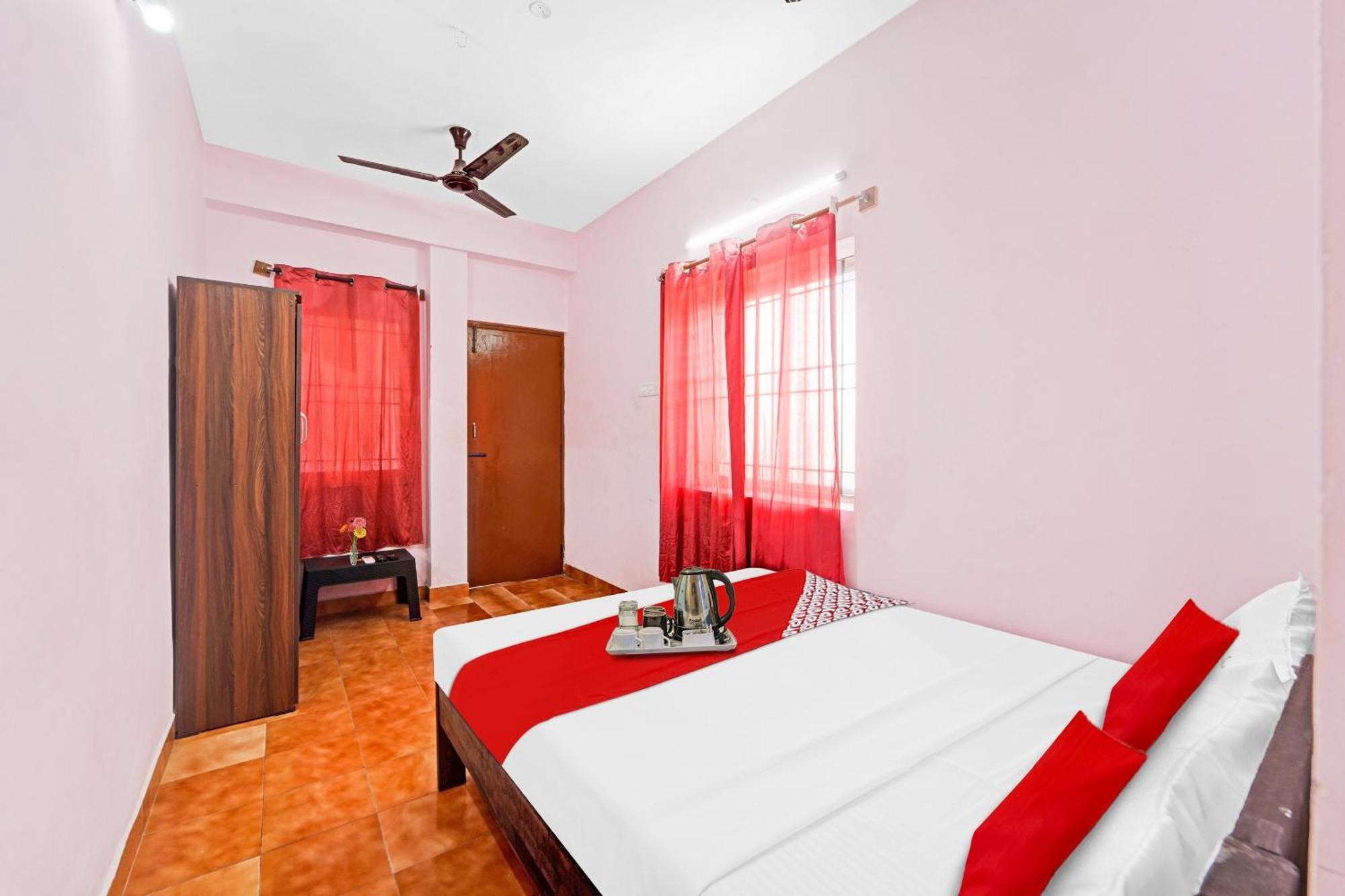 Hotel O Karapakkam, Chennai Esterno foto