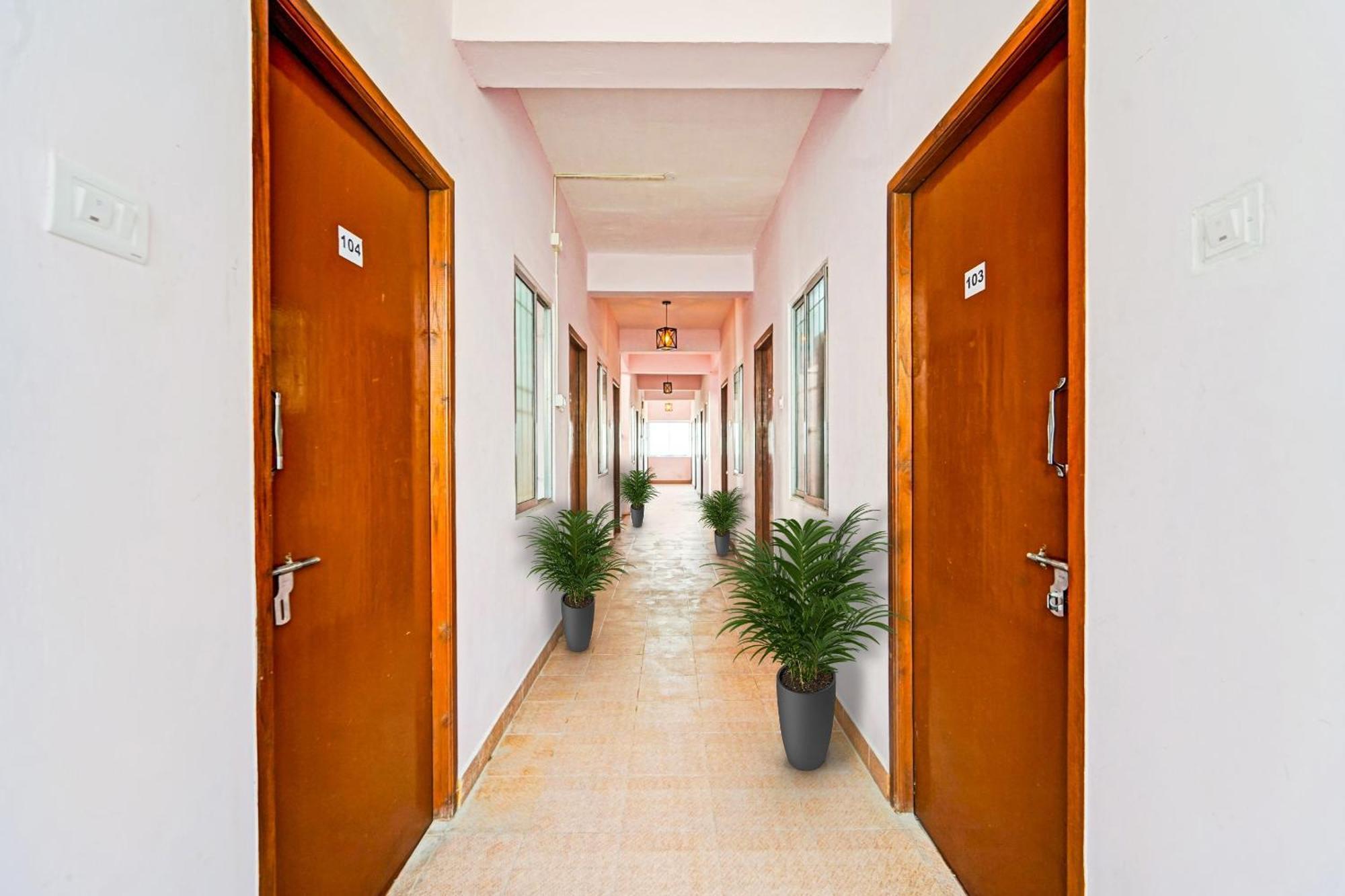 Hotel O Karapakkam, Chennai Esterno foto