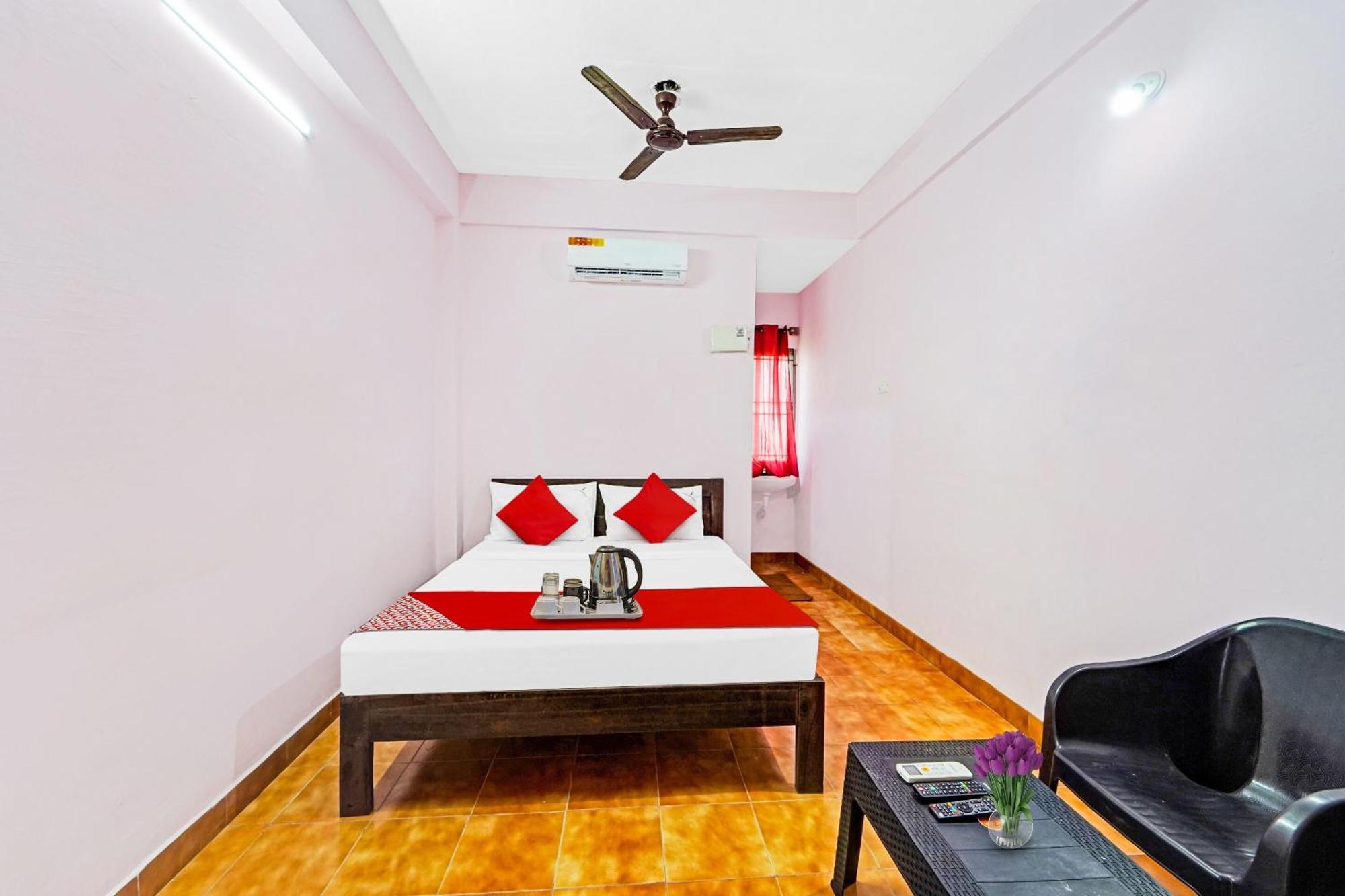 Hotel O Karapakkam, Chennai Esterno foto